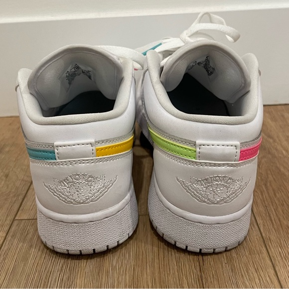 Authentic Nike Jordan Sneakers | Size 5.5 (fits 7) | White with colors - Picture 10 of 10